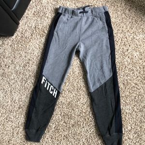 Abercrombie boys jogging pants